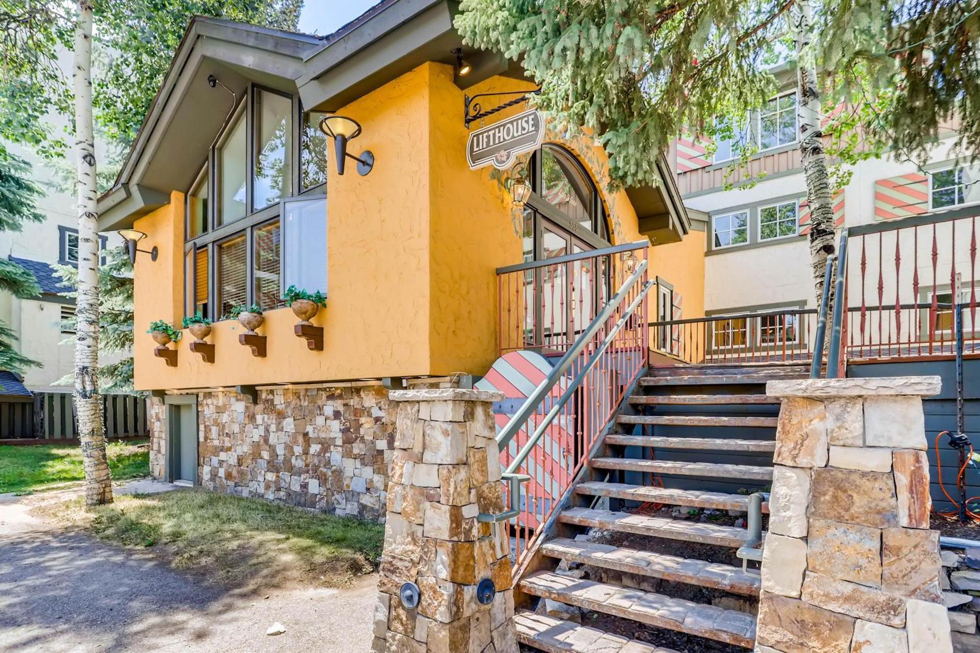 Lift House Lodge, Remodeled Downtown Lionshead Studio Condo Vail Exterior photo